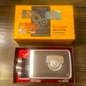 Vintage Kodak Brownie 8mm Manual Movie Camera